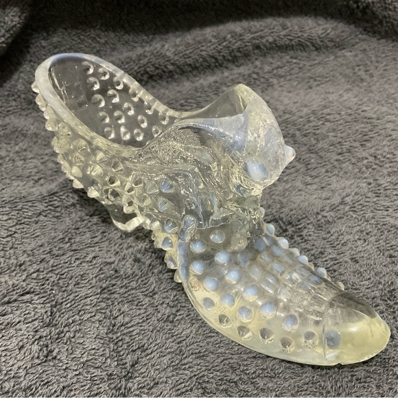 Fenton Clear Glass Hobnail Shoe Slipper with Cat head - Partial Opalescent - Picture 1 of 12